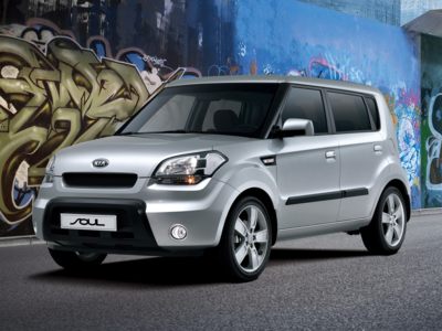 The 2010 Kia Soul is available with a 0% car loan incentive during July.