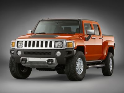 The 2010 Hummer H3t will be available with a flex fuel engine that can run on E85.